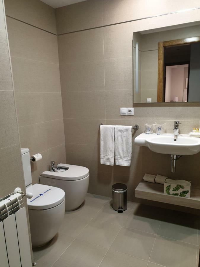 Apartamentos Porta Nova Lugo Eksteriør bilde